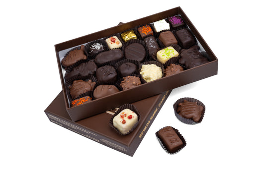 2 lb Deluxe Assorted Chocolate Gift Box