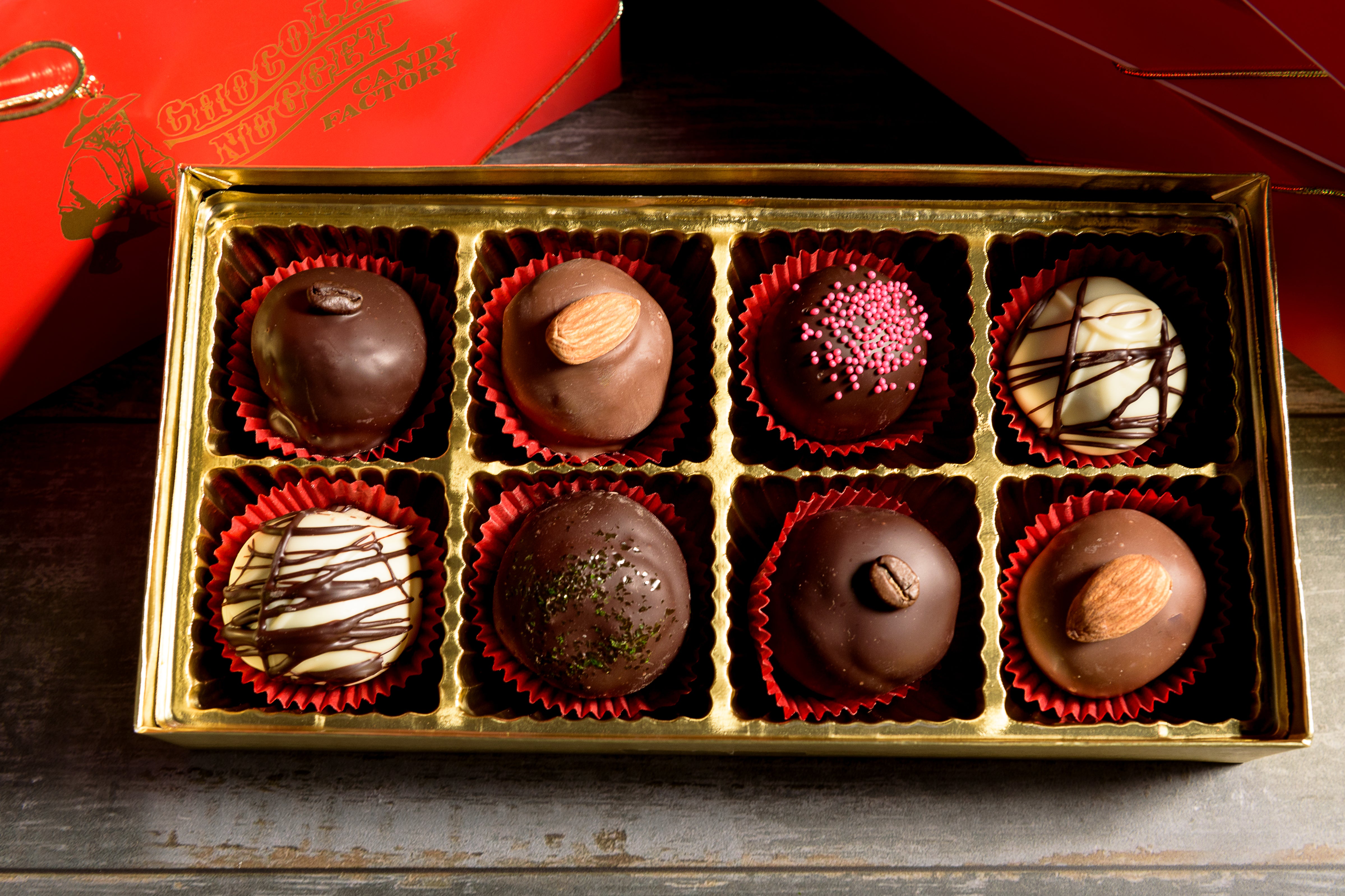 Pure Chocolate Truffles Winter Collection in Octagon Box 202g – Sweetish  Candy- A Swedish Candy Store